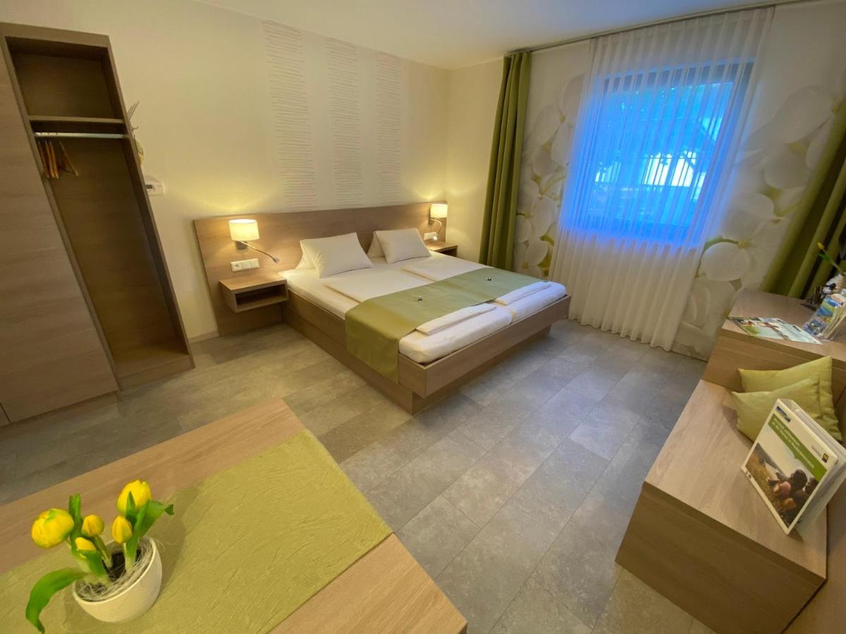 Privatzimmer Und Ferienwohnungen Leeb Persenbeug Eksteriør billede